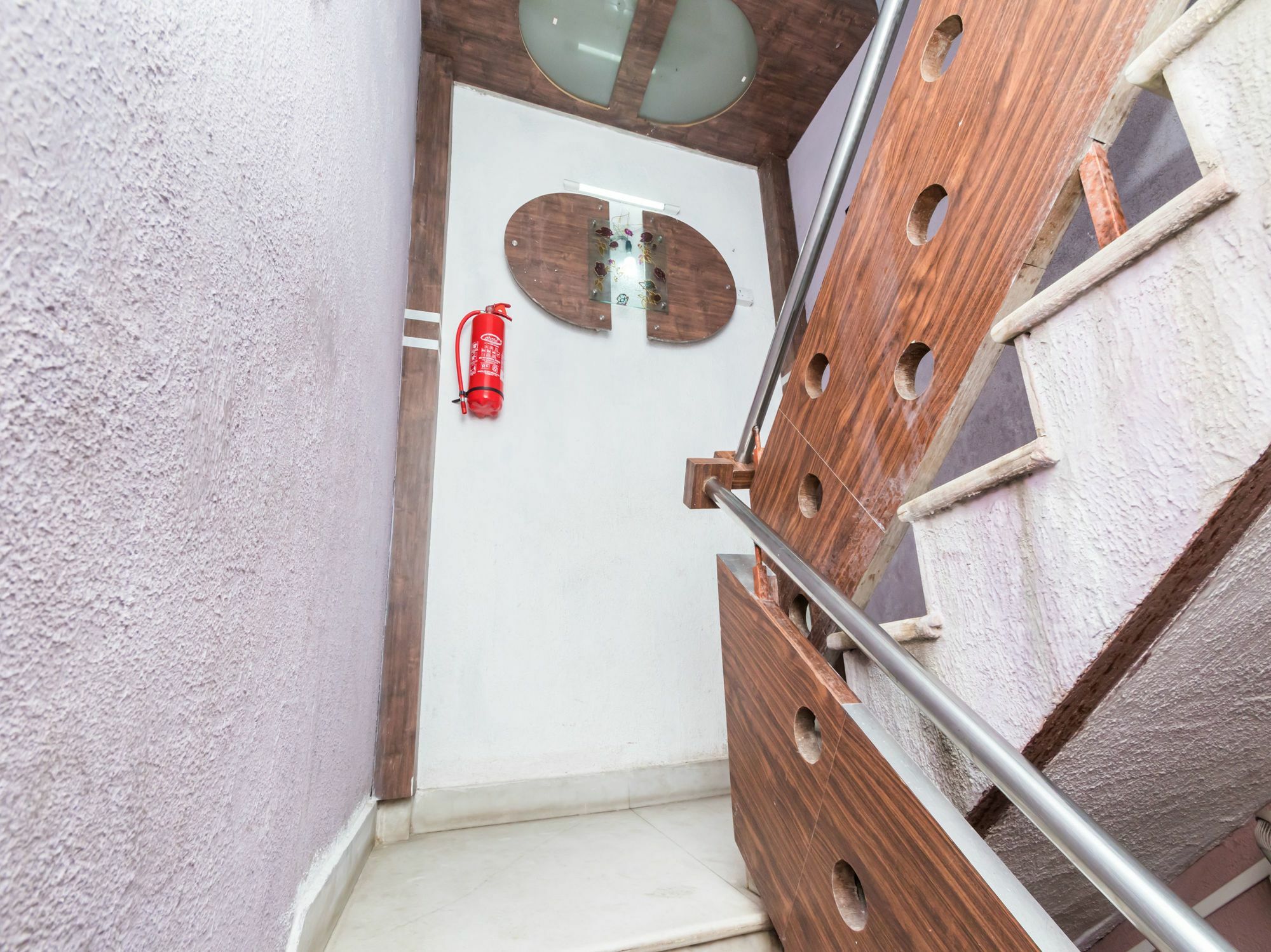 Oyo 3741 Kalighat Kolkata Bagian luar foto